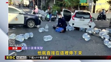 警匪追逐30公里贓車連環撞 桶裝水撞飛滿地@東森新聞 CH51